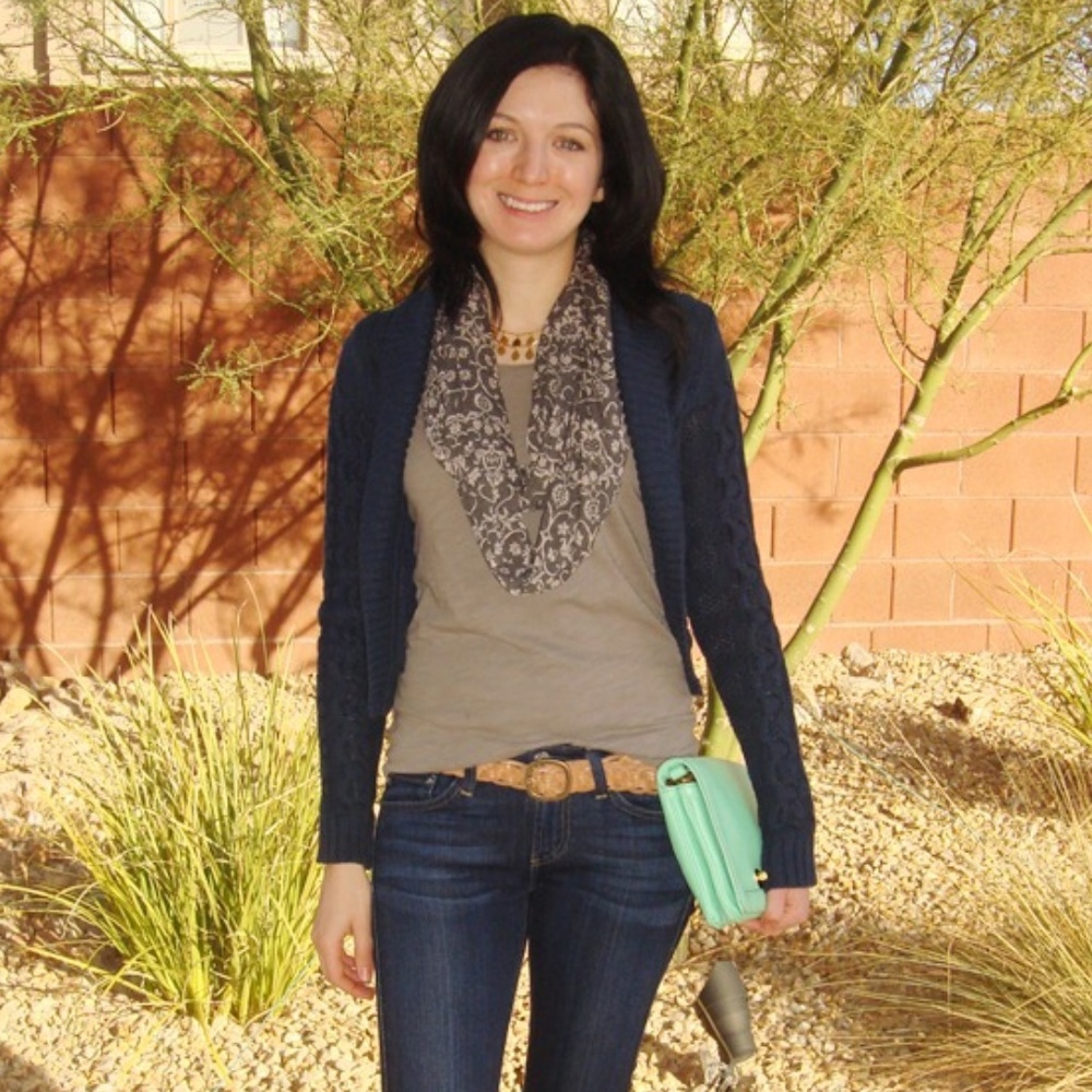 Sparrow Cropped Cable Knit Sweater Cardigan